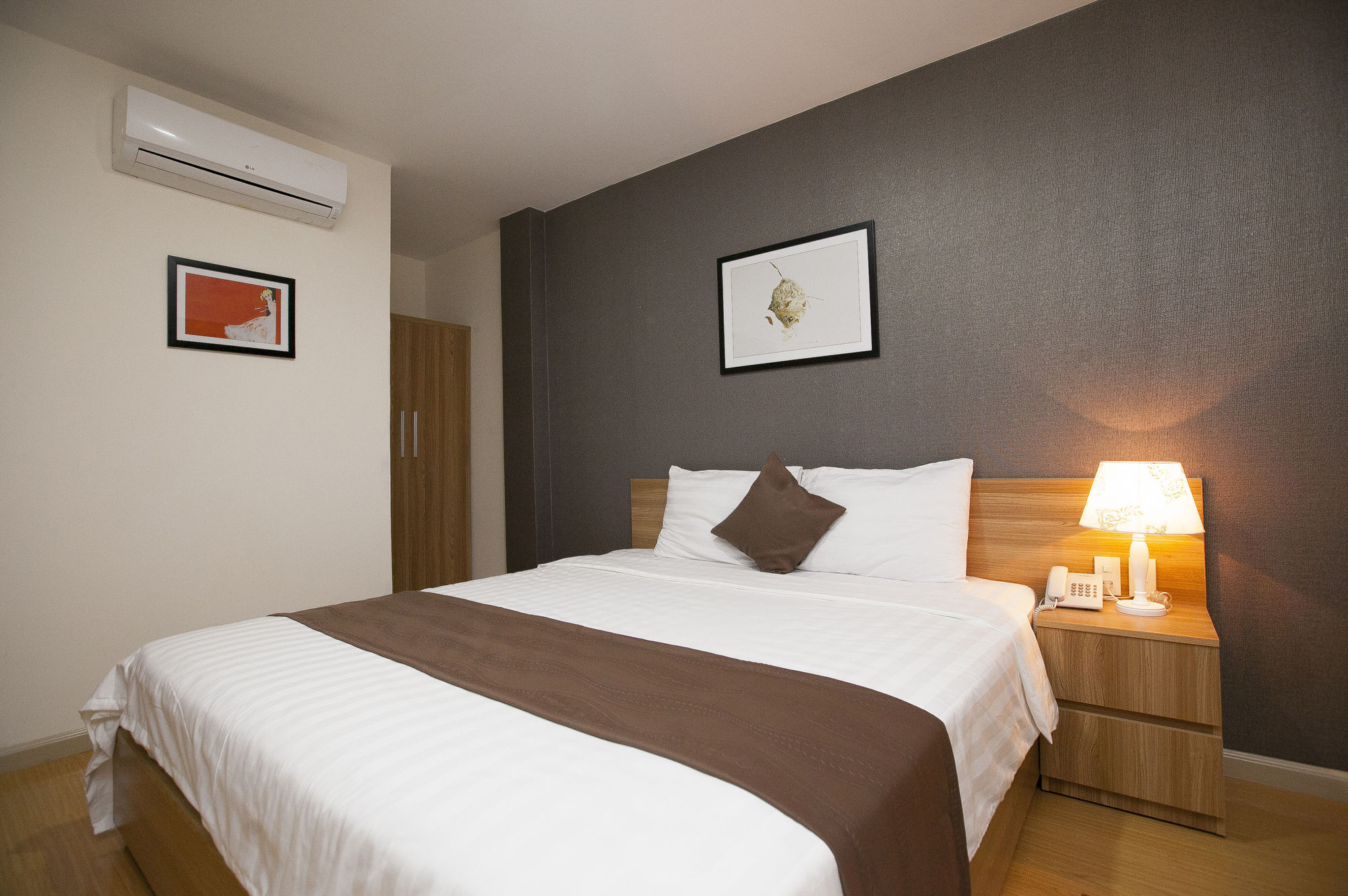 Thu Hien Hotel Nha Trang Luaran gambar