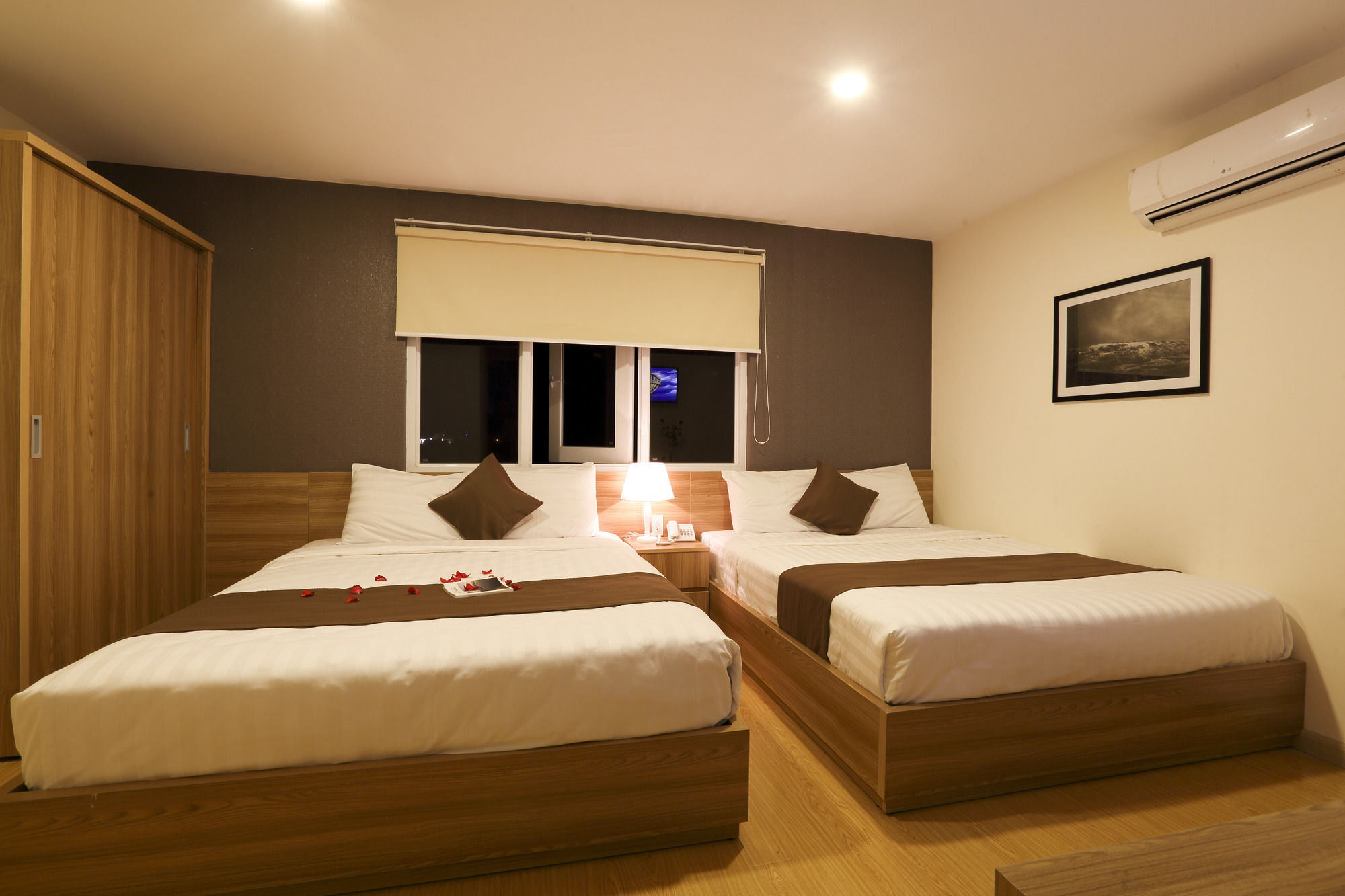Thu Hien Hotel Nha Trang Luaran gambar
